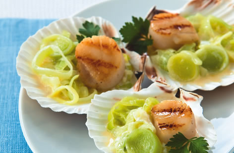 Chargrilled scallops and creamed leeks